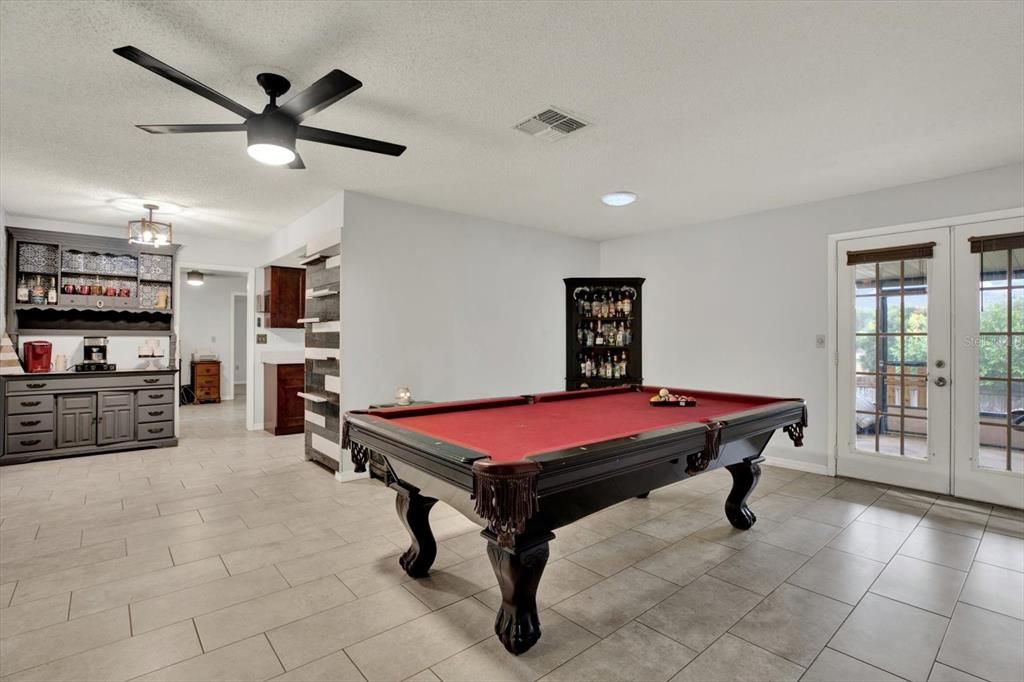 For Sale: $315,000 (3 beds, 2 baths, 1874 Square Feet)