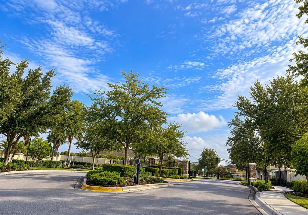 For Sale: $299,000 (4 beds, 2 baths, 1630 Square Feet)