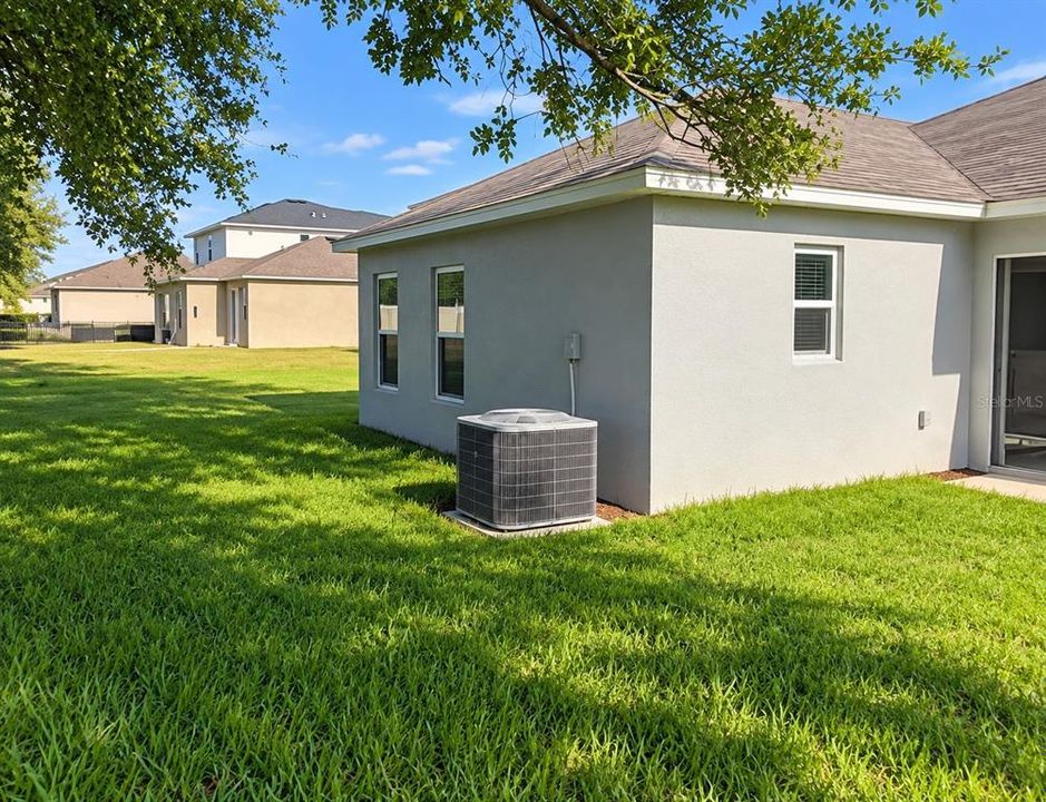 For Sale: $299,000 (4 beds, 2 baths, 1630 Square Feet)