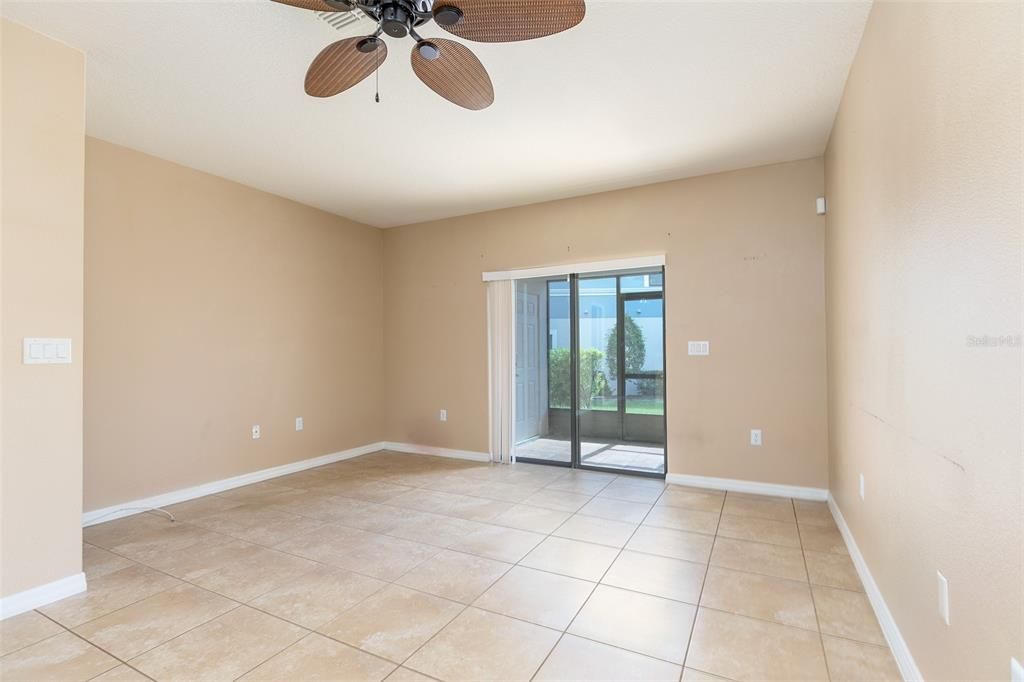 For Sale: $199,900 (2 beds, 2 baths, 1144 Square Feet)