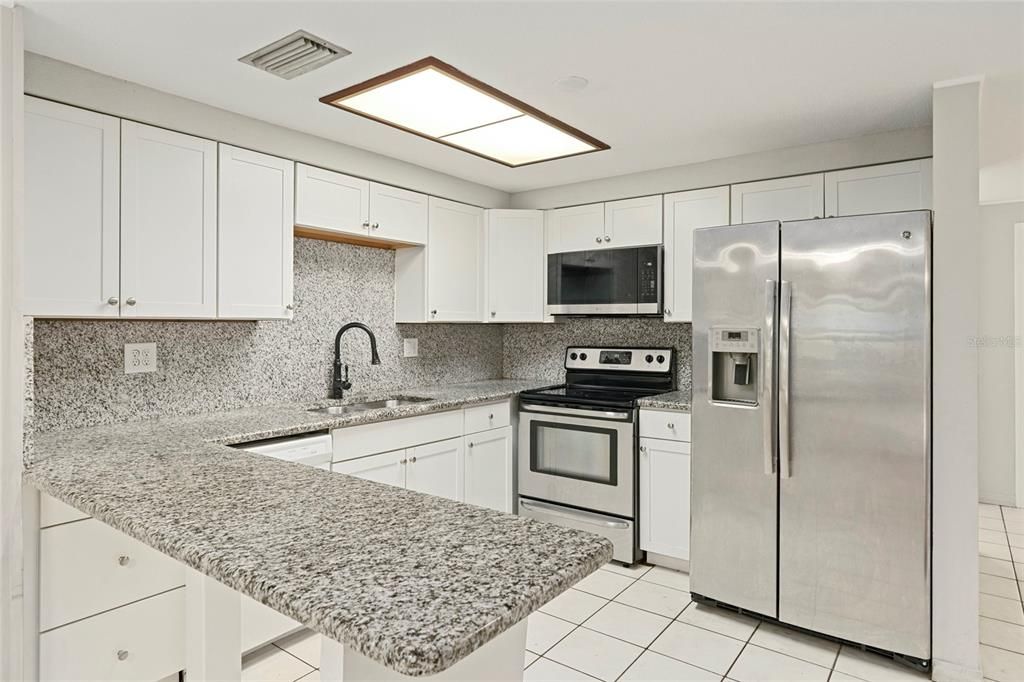 For Sale: $349,000 (3 beds, 2 baths, 1549 Square Feet)