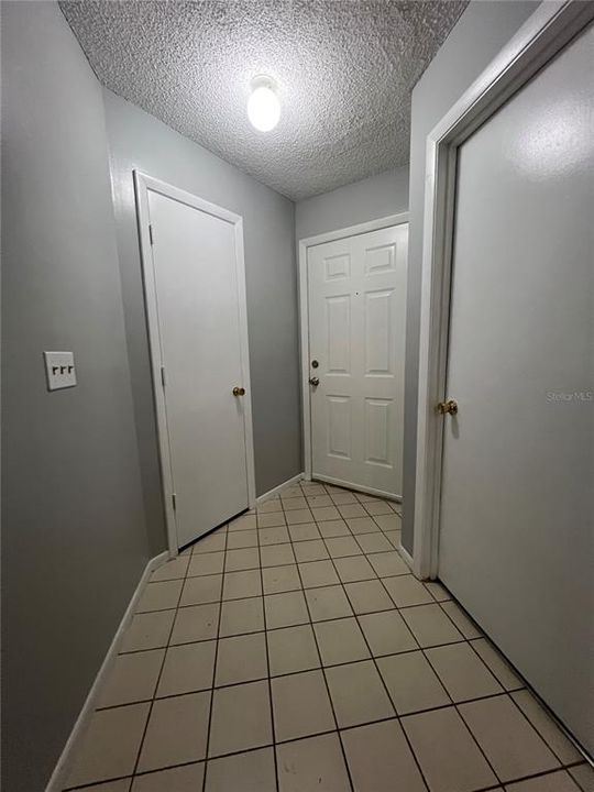 For Sale: $175,000 (3 beds, 2 baths, 1100 Square Feet)