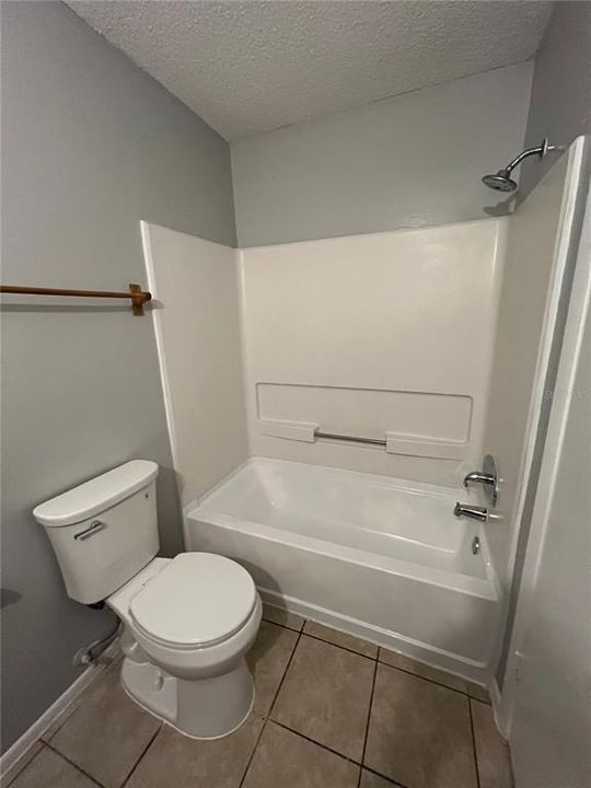 For Sale: $175,000 (3 beds, 2 baths, 1100 Square Feet)
