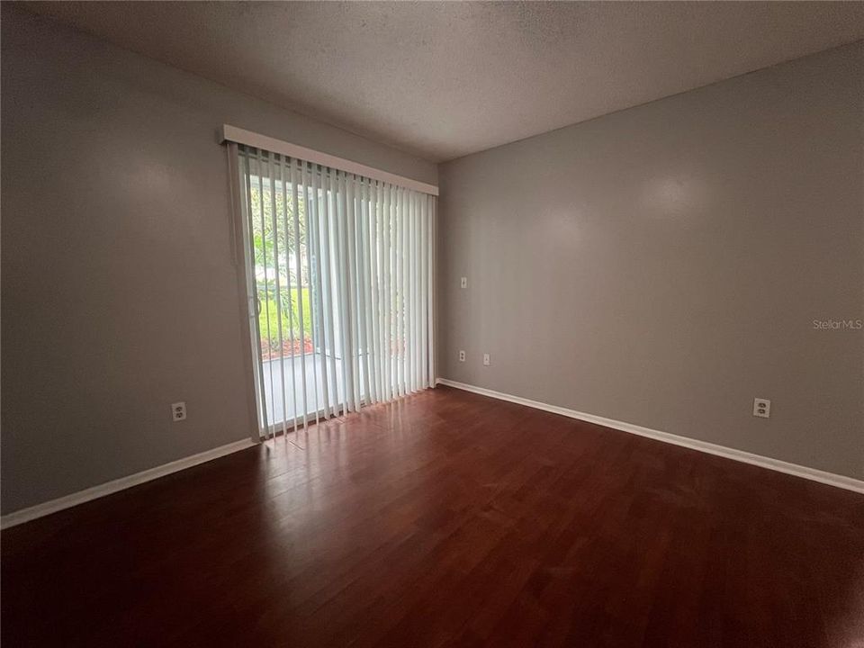 For Sale: $175,000 (3 beds, 2 baths, 1100 Square Feet)