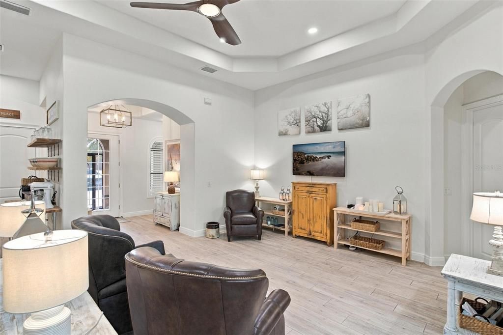 For Sale: $644,000 (4 beds, 3 baths, 2586 Square Feet)