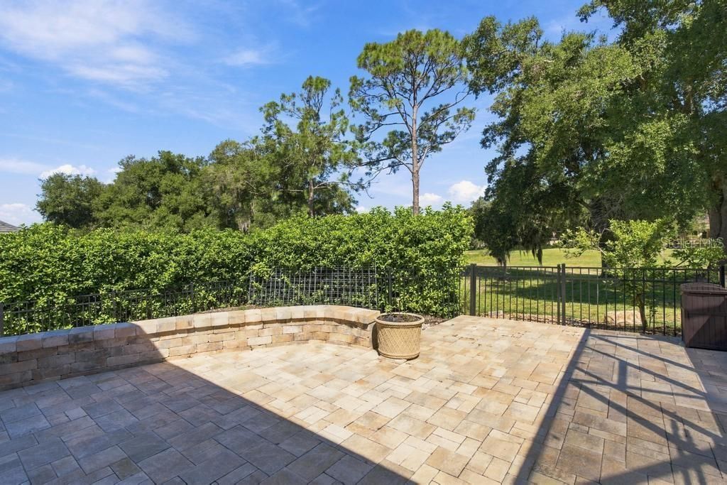 For Sale: $644,000 (4 beds, 3 baths, 2586 Square Feet)