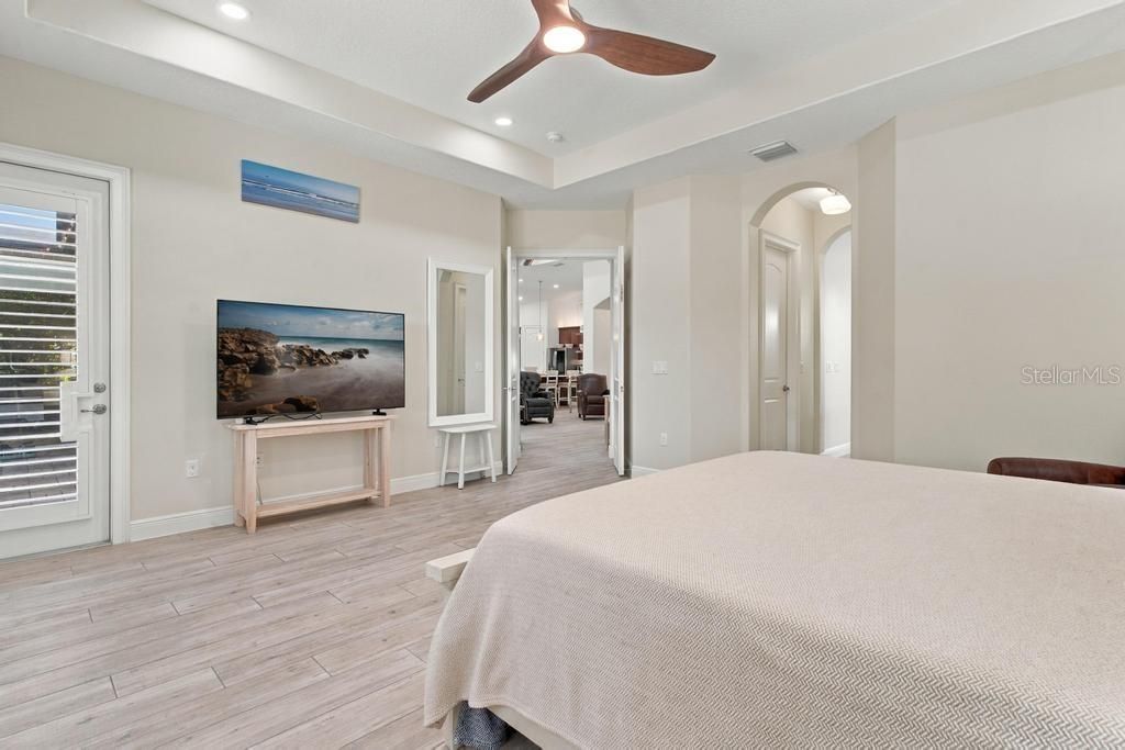 For Sale: $644,000 (4 beds, 3 baths, 2586 Square Feet)
