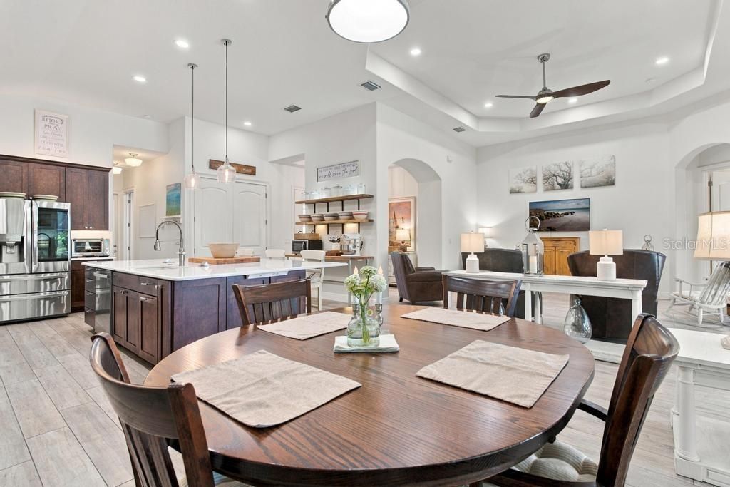 For Sale: $644,000 (4 beds, 3 baths, 2586 Square Feet)