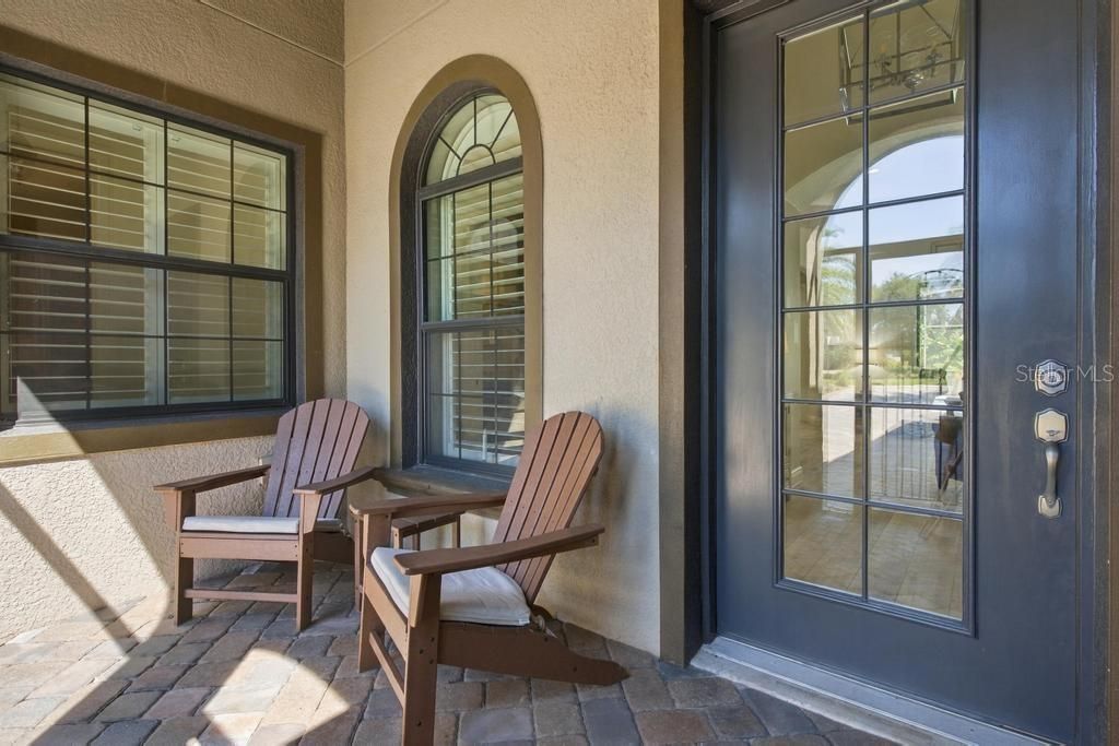 For Sale: $644,000 (4 beds, 3 baths, 2586 Square Feet)