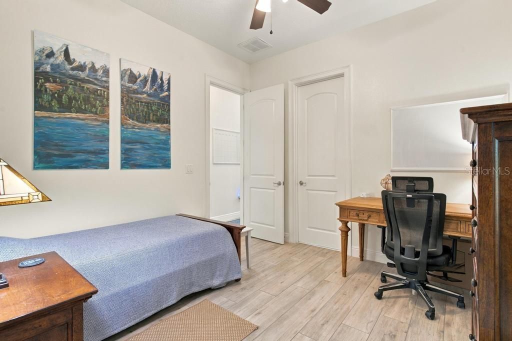 For Sale: $644,000 (4 beds, 3 baths, 2586 Square Feet)