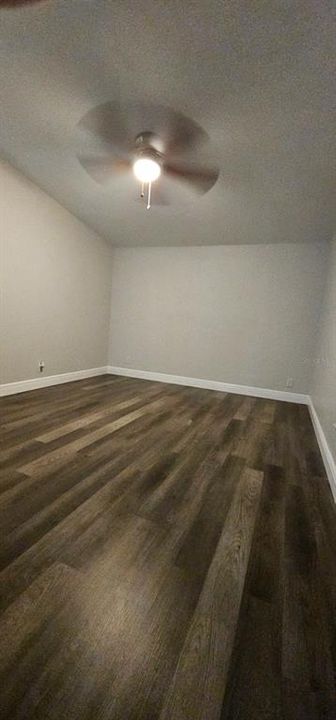 For Sale: $290,000 (3 beds, 2 baths, 1420 Square Feet)