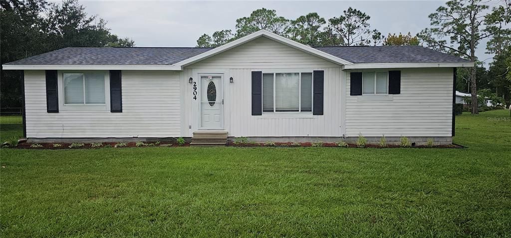 For Sale: $290,000 (3 beds, 2 baths, 1420 Square Feet)