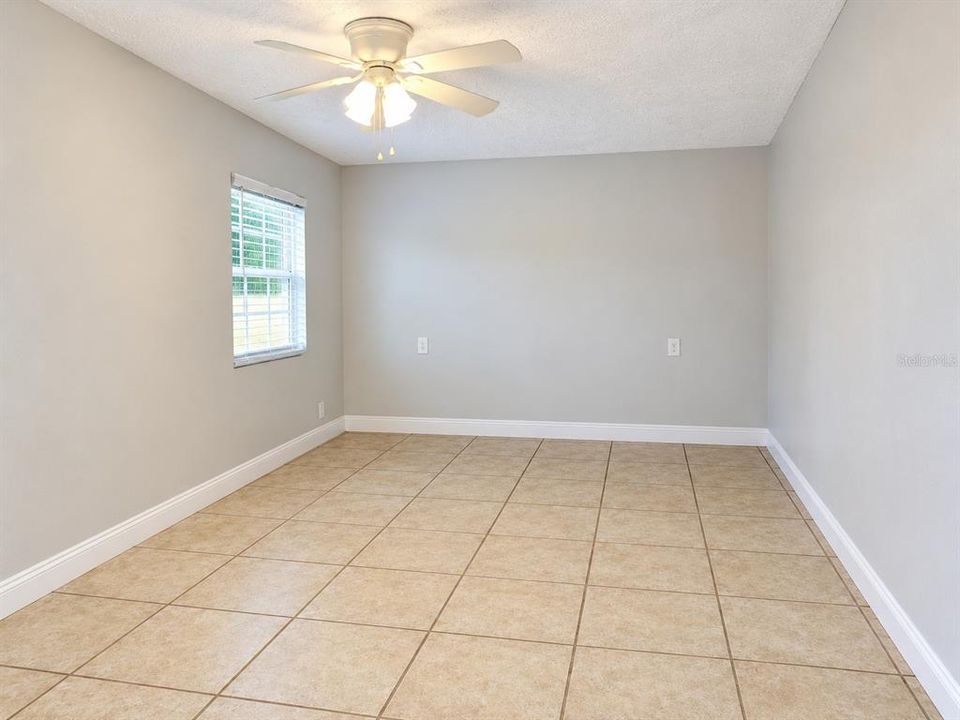 For Sale: $290,000 (3 beds, 2 baths, 1420 Square Feet)