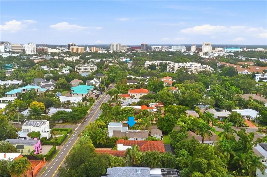 На продажу: $1,250,000 (3 спален, 2 ванн, 1929 Квадратных фут)