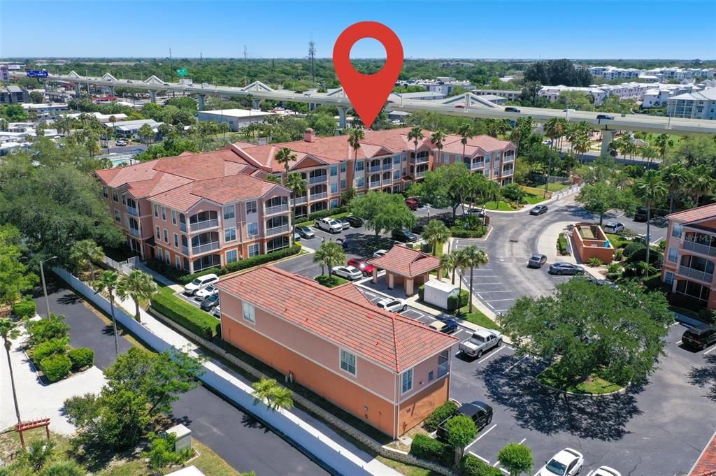 En Venta: $299,000 (2 camas, 2 baños, 968 Pies cuadrados)