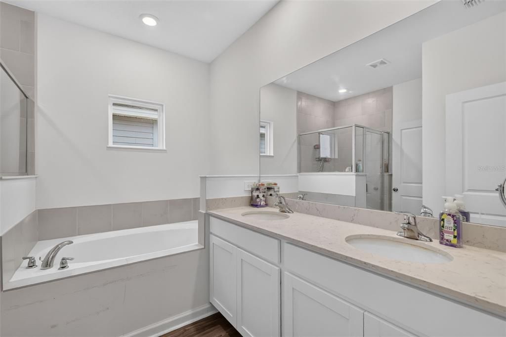 For Sale: $325,000 (4 beds, 2 baths, 2180 Square Feet)