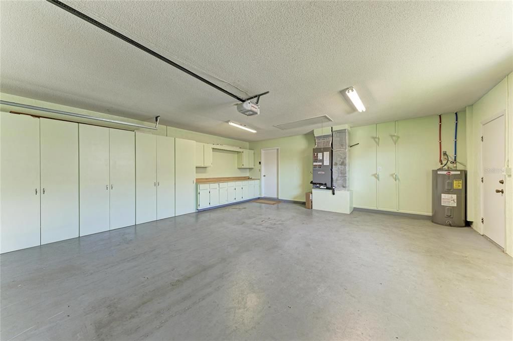 For Sale: $375,000 (3 beds, 2 baths, 1838 Square Feet)