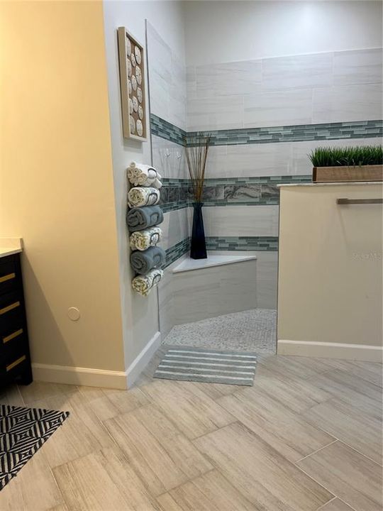 For Sale: $430,000 (3 beds, 2 baths, 1772 Square Feet)