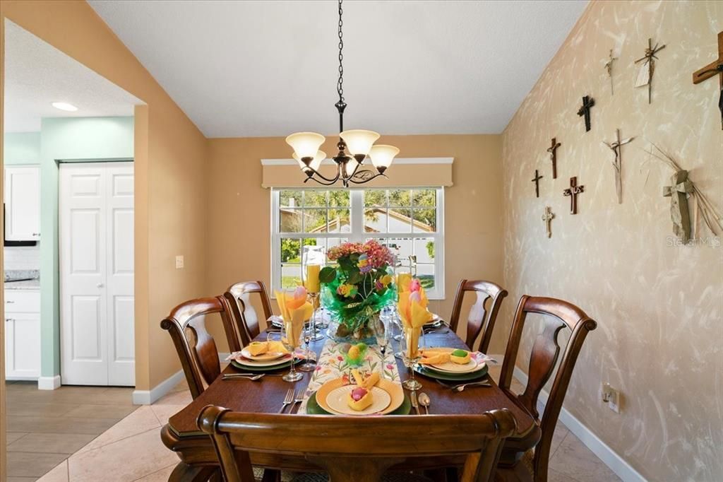 For Sale: $430,000 (3 beds, 2 baths, 1772 Square Feet)