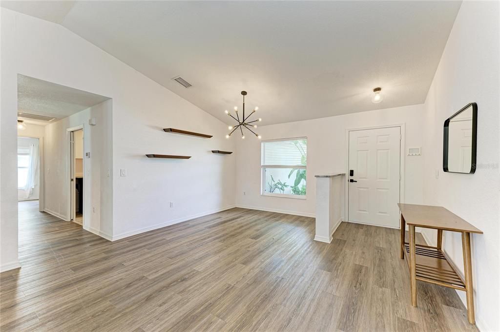 На продажу: $485,000 (3 спален, 2 ванн, 1813 Квадратных фут)