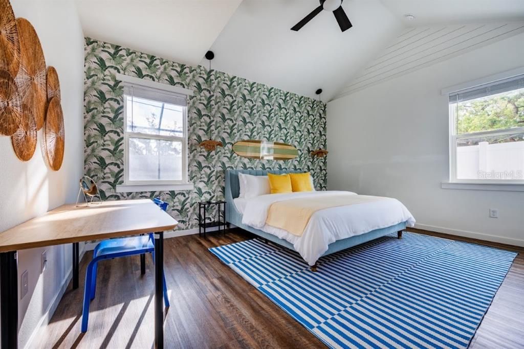 For Sale: $725,000 (4 beds, 2 baths, 1910 Square Feet)