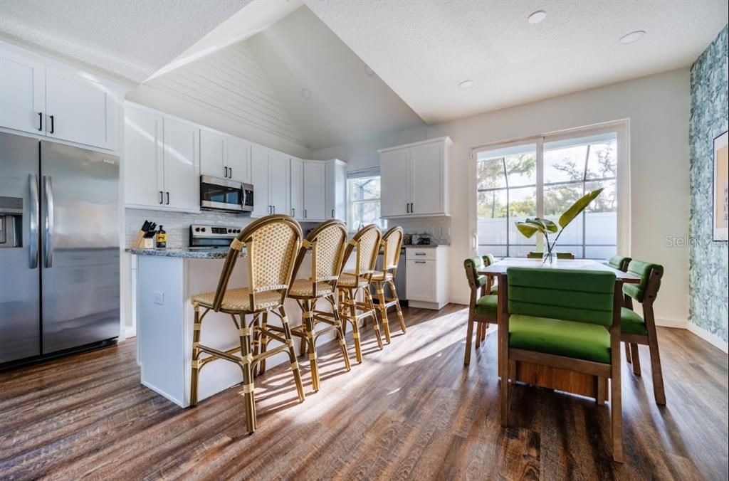 For Sale: $725,000 (4 beds, 2 baths, 1910 Square Feet)