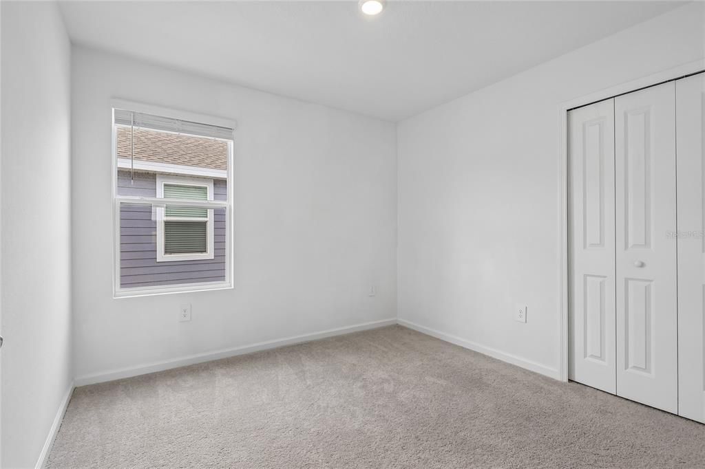 En Venta: $375,000 (4 camas, 2 baños, 1879 Pies cuadrados)