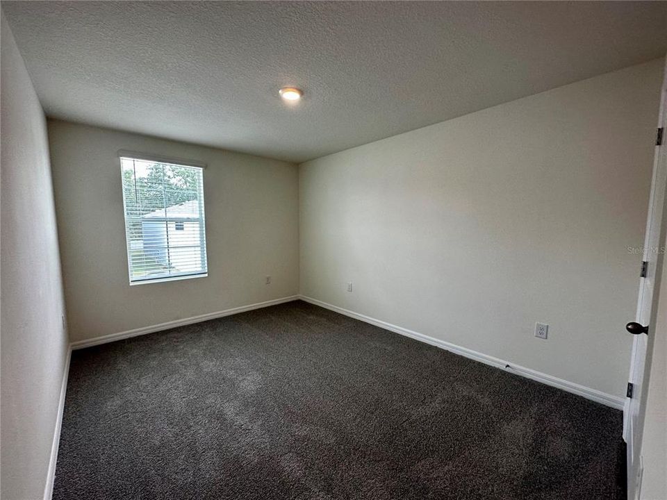 For Rent: $2,350 (4 beds, 2 baths, 2238 Square Feet)