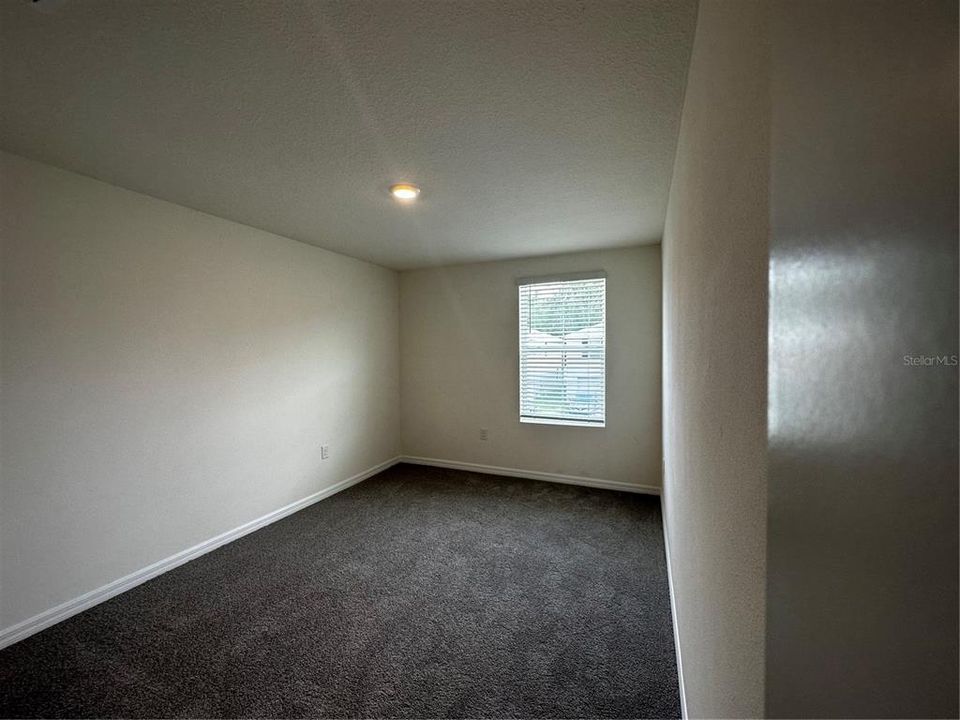 For Rent: $2,350 (4 beds, 2 baths, 2238 Square Feet)