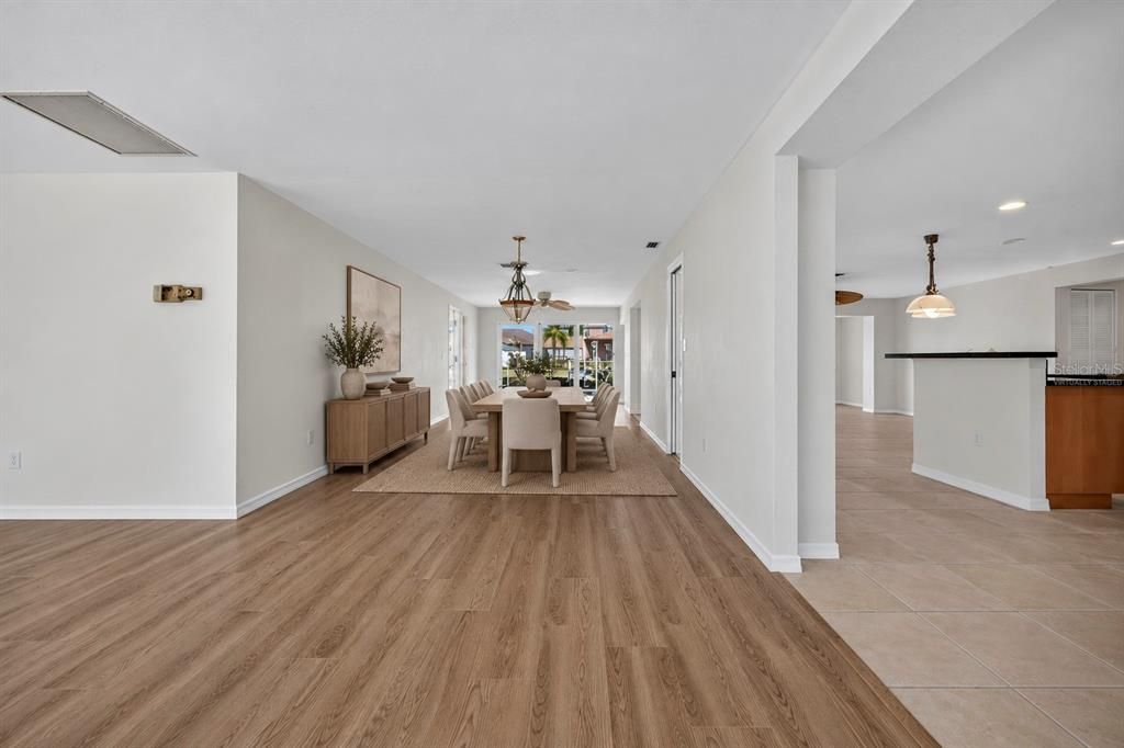 For Sale: $850,000 (3 beds, 2 baths, 2980 Square Feet)