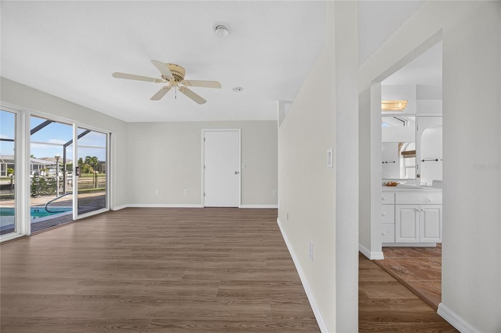 For Sale: $850,000 (3 beds, 2 baths, 2980 Square Feet)