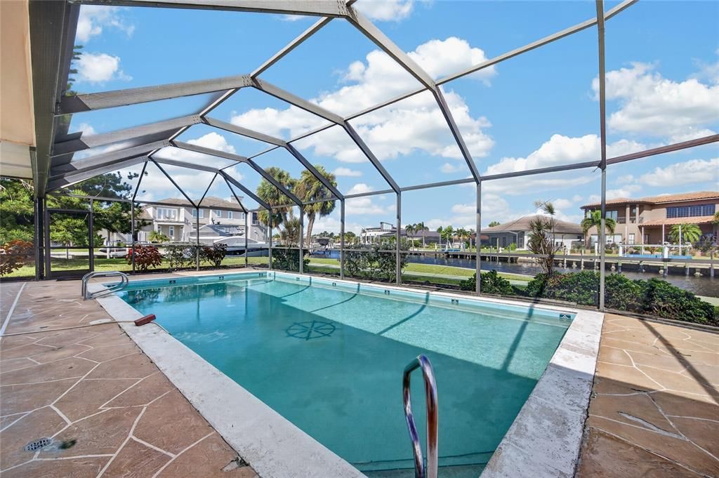 For Sale: $850,000 (3 beds, 2 baths, 2980 Square Feet)