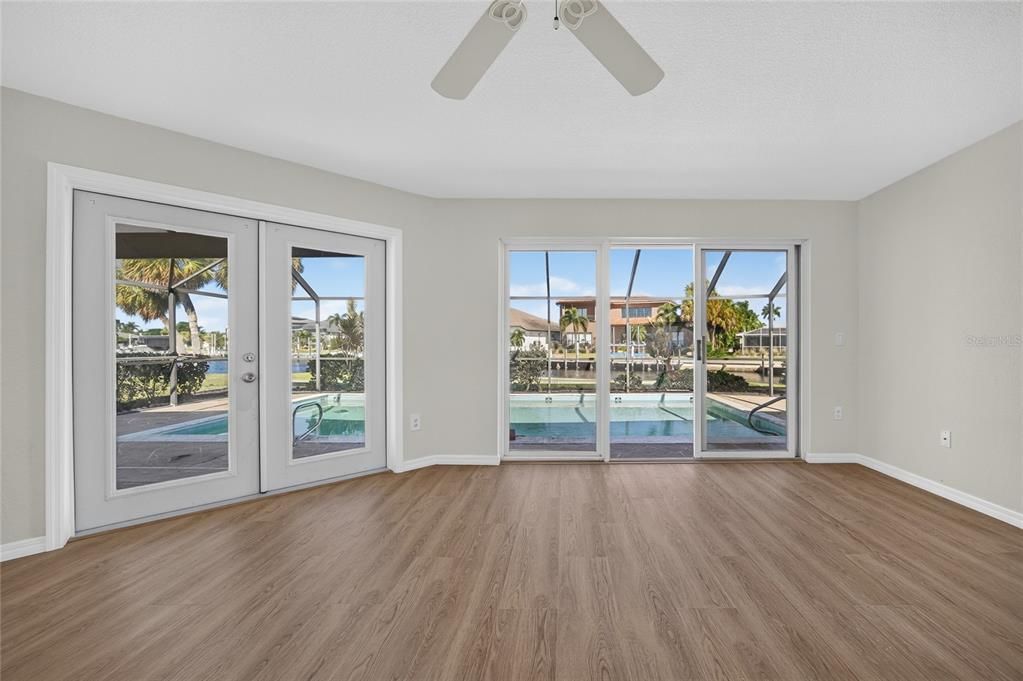 For Sale: $850,000 (3 beds, 2 baths, 2980 Square Feet)