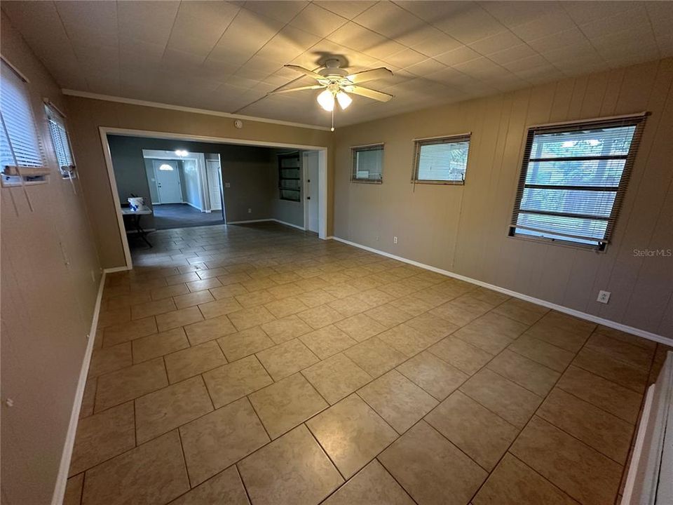 En Renta: $1,995 (3 camas, 2 baños, 1684 Pies cuadrados)