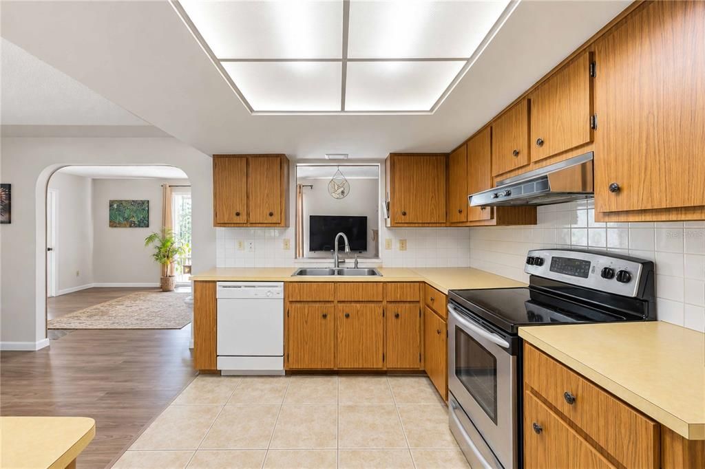 En Venta: $220,000 (2 camas, 2 baños, 1790 Pies cuadrados)