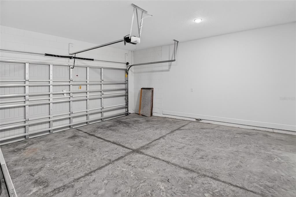 В аренду: $1,950 (4 спален, 2 ванн, 1845 Квадратных фут)