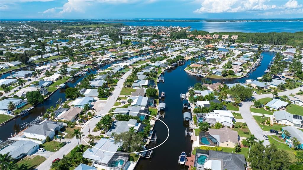 На продажу: $1,399,000 (3 спален, 3 ванн, 2586 Квадратных фут)