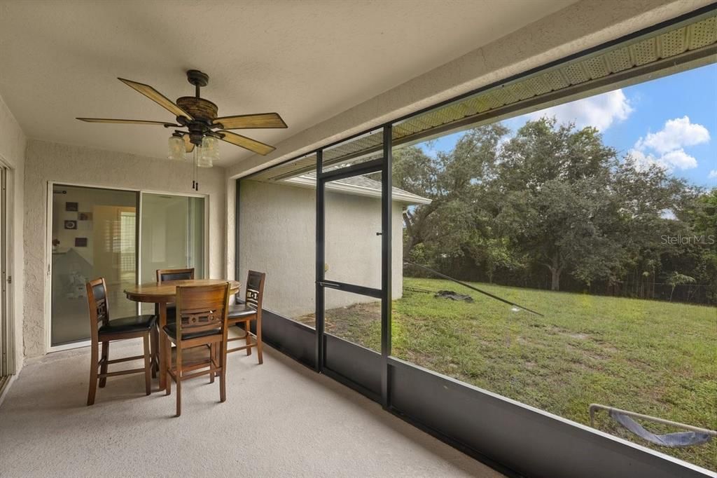 En Venta: $350,000 (3 camas, 2 baños, 1932 Pies cuadrados)