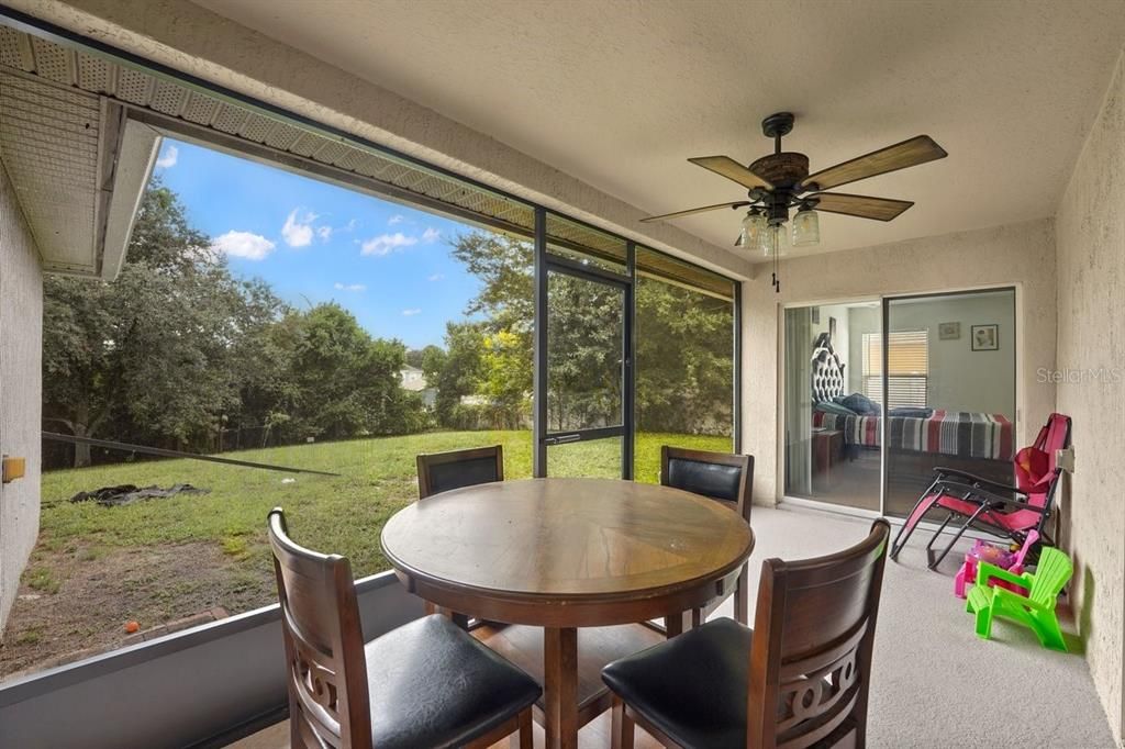 En Venta: $350,000 (3 camas, 2 baños, 1932 Pies cuadrados)