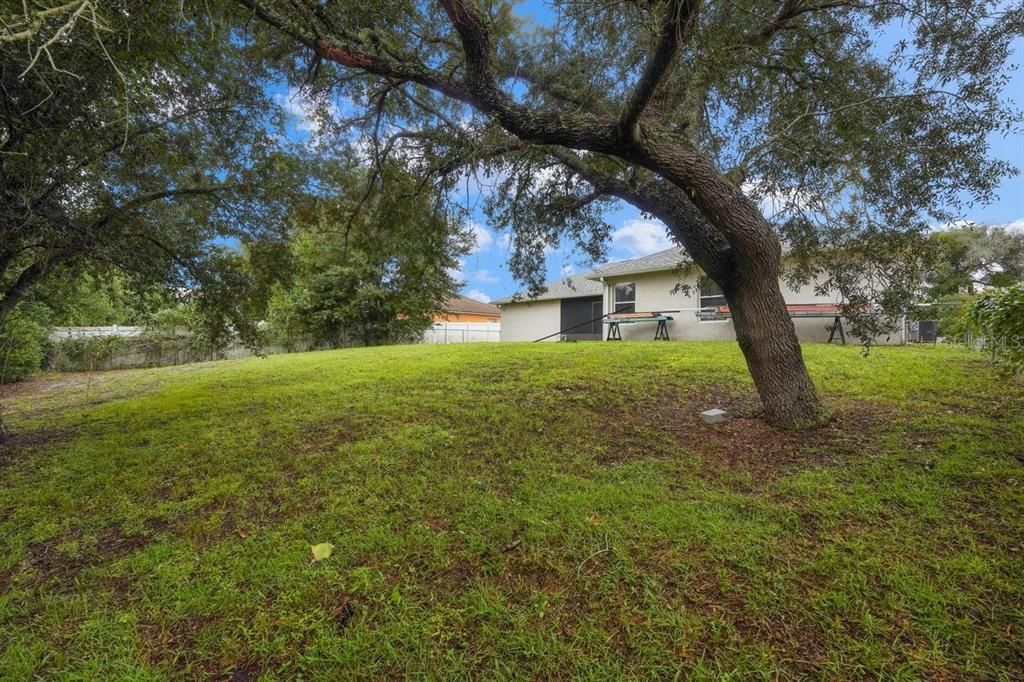 En Venta: $350,000 (3 camas, 2 baños, 1932 Pies cuadrados)