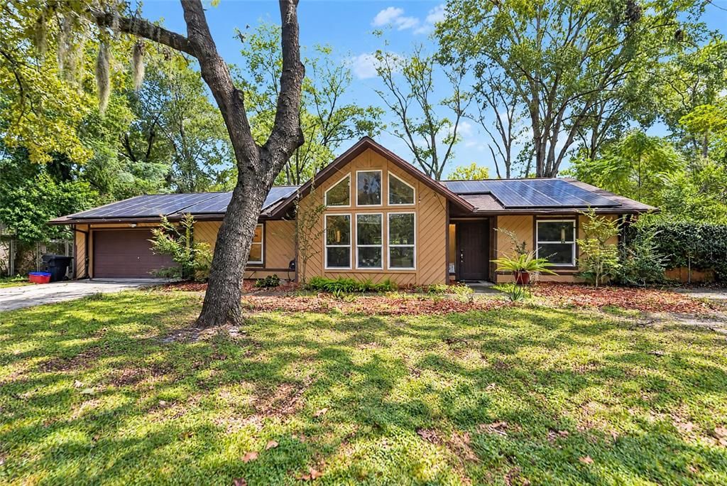 For Sale: $309,000 (3 beds, 2 baths, 1442 Square Feet)