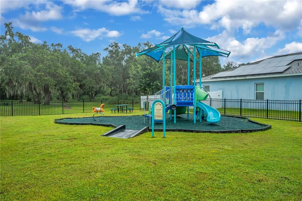 : $469,000 (5 camas, 2 baños, 2382 Pies cuadrados)