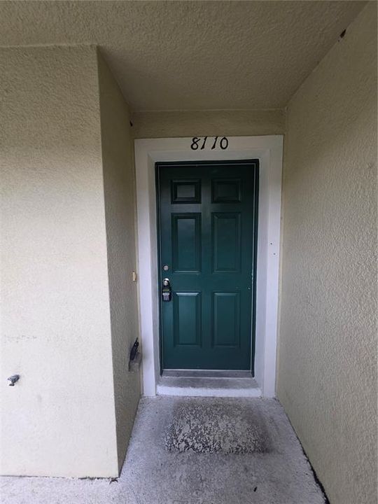 В аренду: $1,695 (2 спален, 1 ванн, 1168 Квадратных фут)