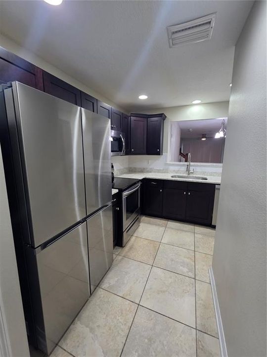 В аренду: $1,695 (2 спален, 1 ванн, 1168 Квадратных фут)