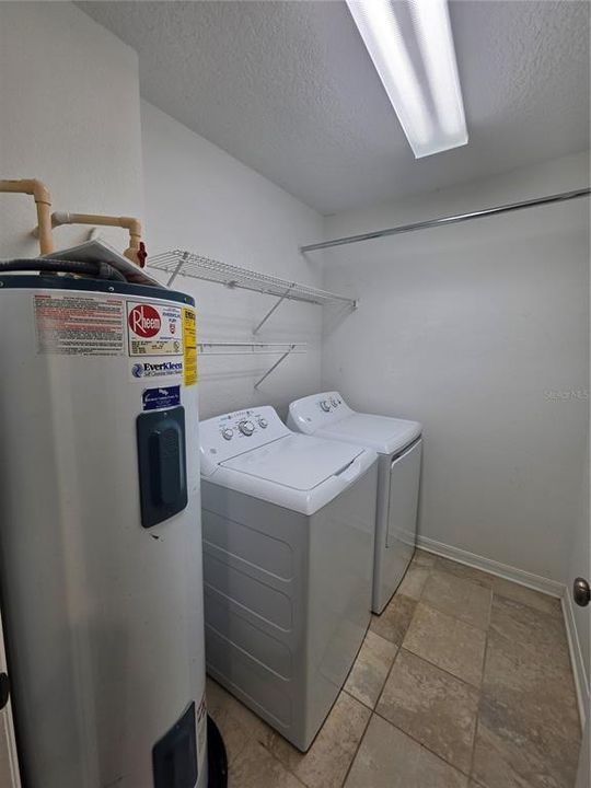 В аренду: $1,695 (2 спален, 1 ванн, 1168 Квадратных фут)