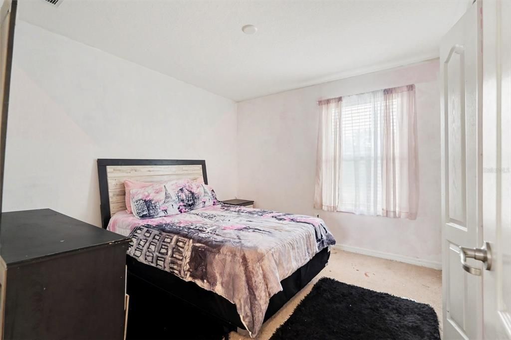 En Venta: $450,000 (5 camas, 3 baños, 2320 Pies cuadrados)