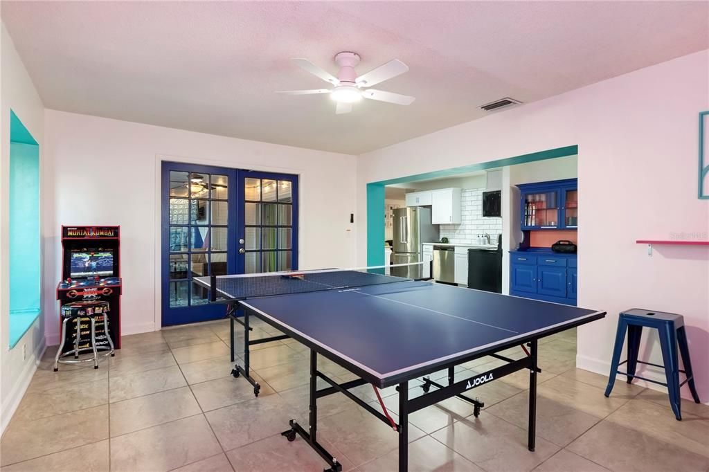 For Sale: $520,000 (3 beds, 2 baths, 1802 Square Feet)