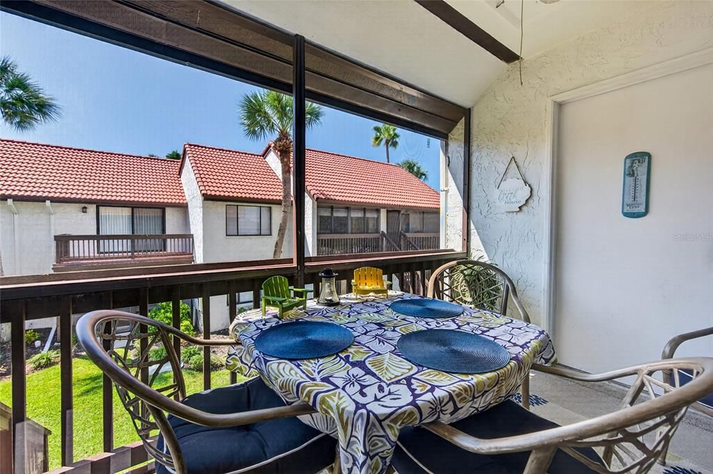 En Venta: $389,000 (2 camas, 2 baños, 1016 Pies cuadrados)