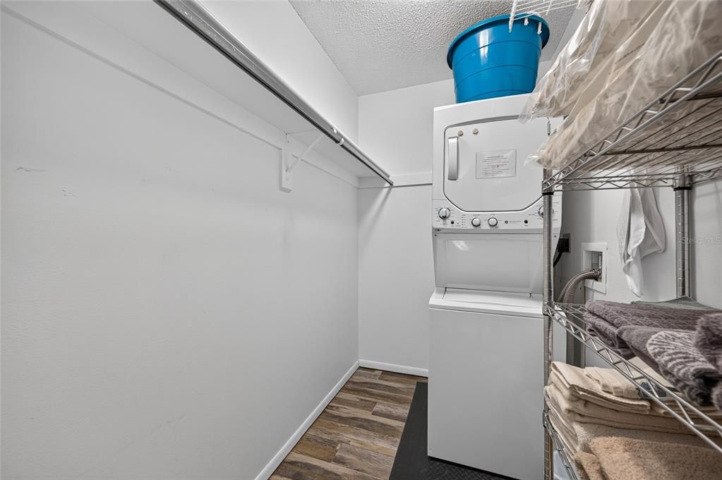 En Venta: $389,000 (2 camas, 2 baños, 1016 Pies cuadrados)