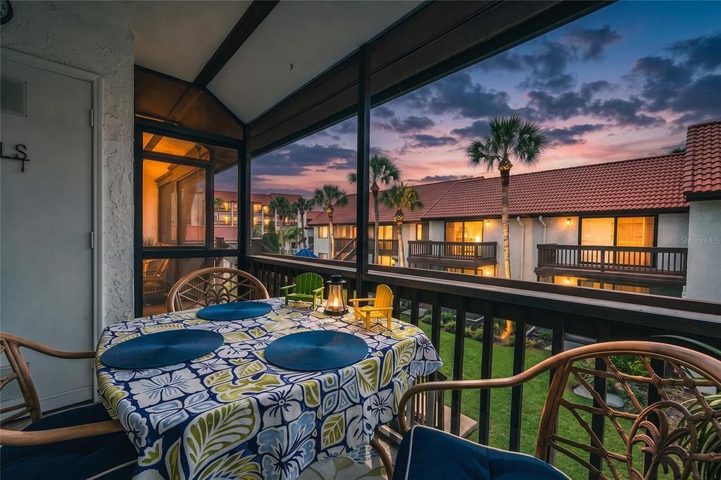 En Venta: $389,000 (2 camas, 2 baños, 1016 Pies cuadrados)